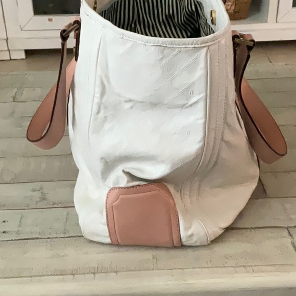 L.A.M.B. by Gwen Stefani Satchel Luxury Designer Handbag - Picture 10 of 16